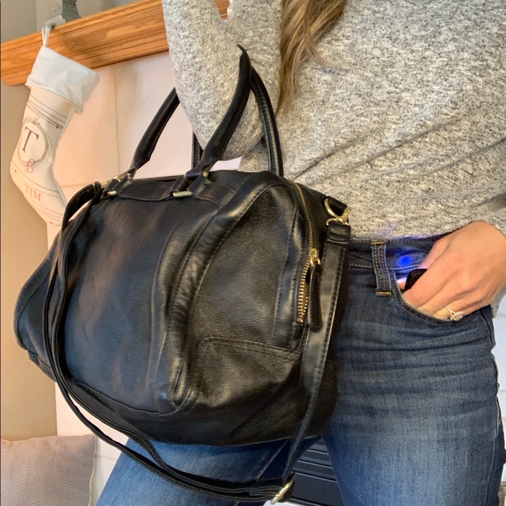 Faux leather black, multi carry options